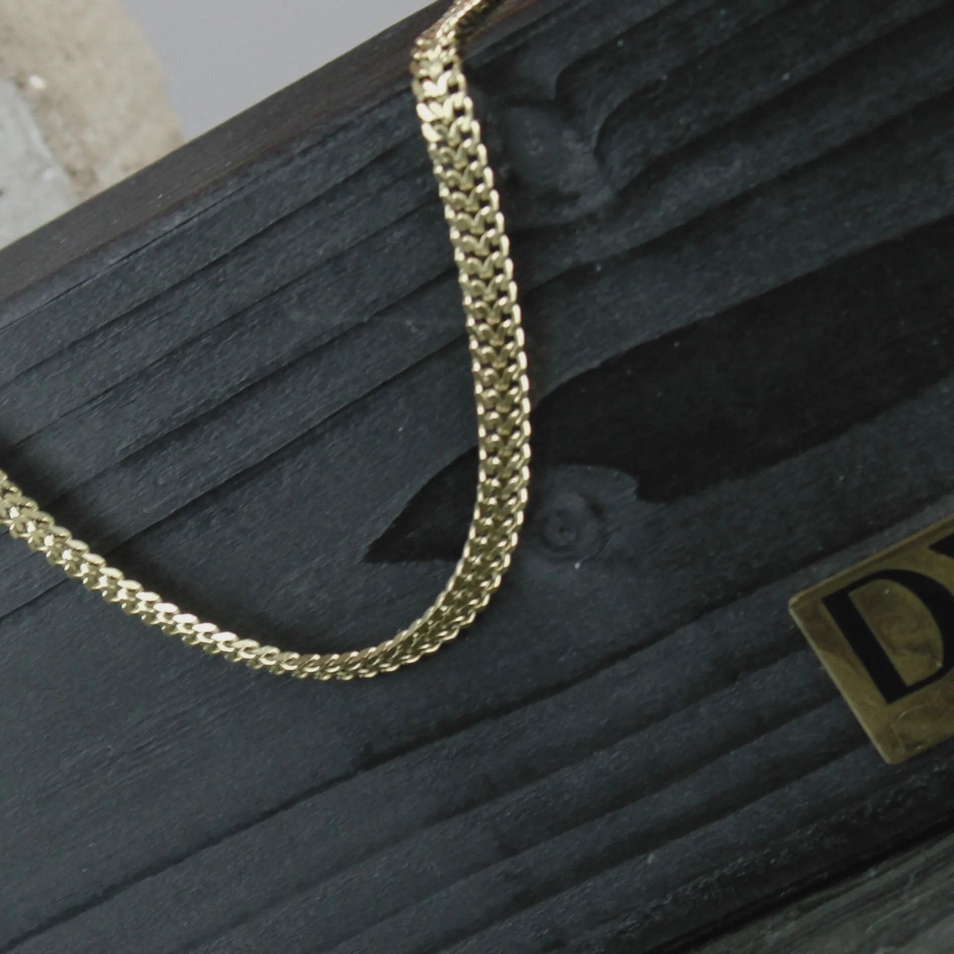 Passion  Waterproof Short Flat Panzer Necklace 18K Gold Plating
